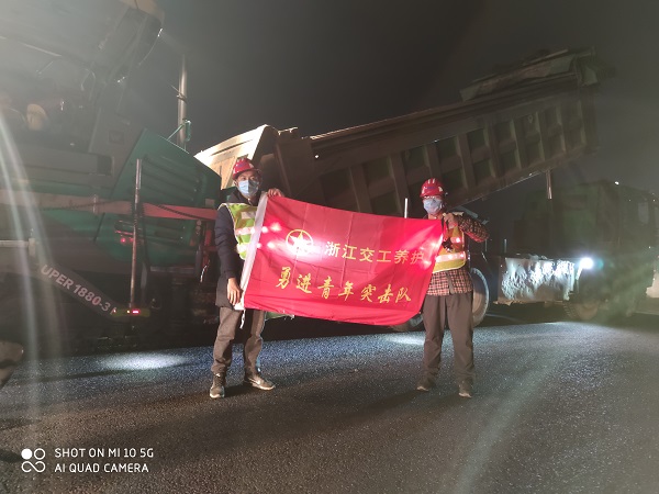 ffded52566cf85f851acf4c3740d0d9e.jpg